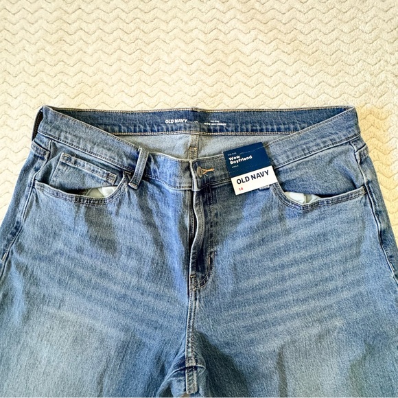 NWT OLD NAVY Mid rise WOW BOYFRIEND Ankle Denim Blue Jeans Size 14 - Picture 2 of 9